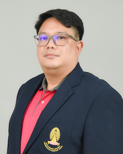 นายวศิทธิ์  วัชรพรรณ